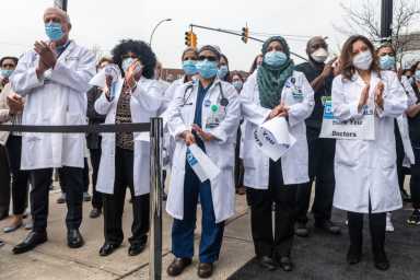 QNS_NationalDoctorsDay_Elmhurst_032521_Holtermann-20-1200×801