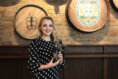 evanna-lynch-butterbeer-lead-1200×800