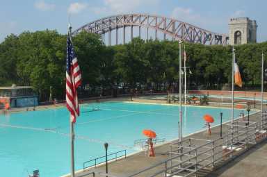 Astoria_Park_pool,_Queens_NYC