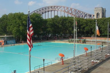 Astoria_Park_pool,_Queens_NYC