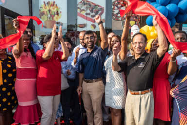Edible Arrangements finally holds ribbon-cutting ceremony