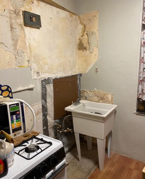 Residents file a classaction lawsuit against NYCHA claiming lagging