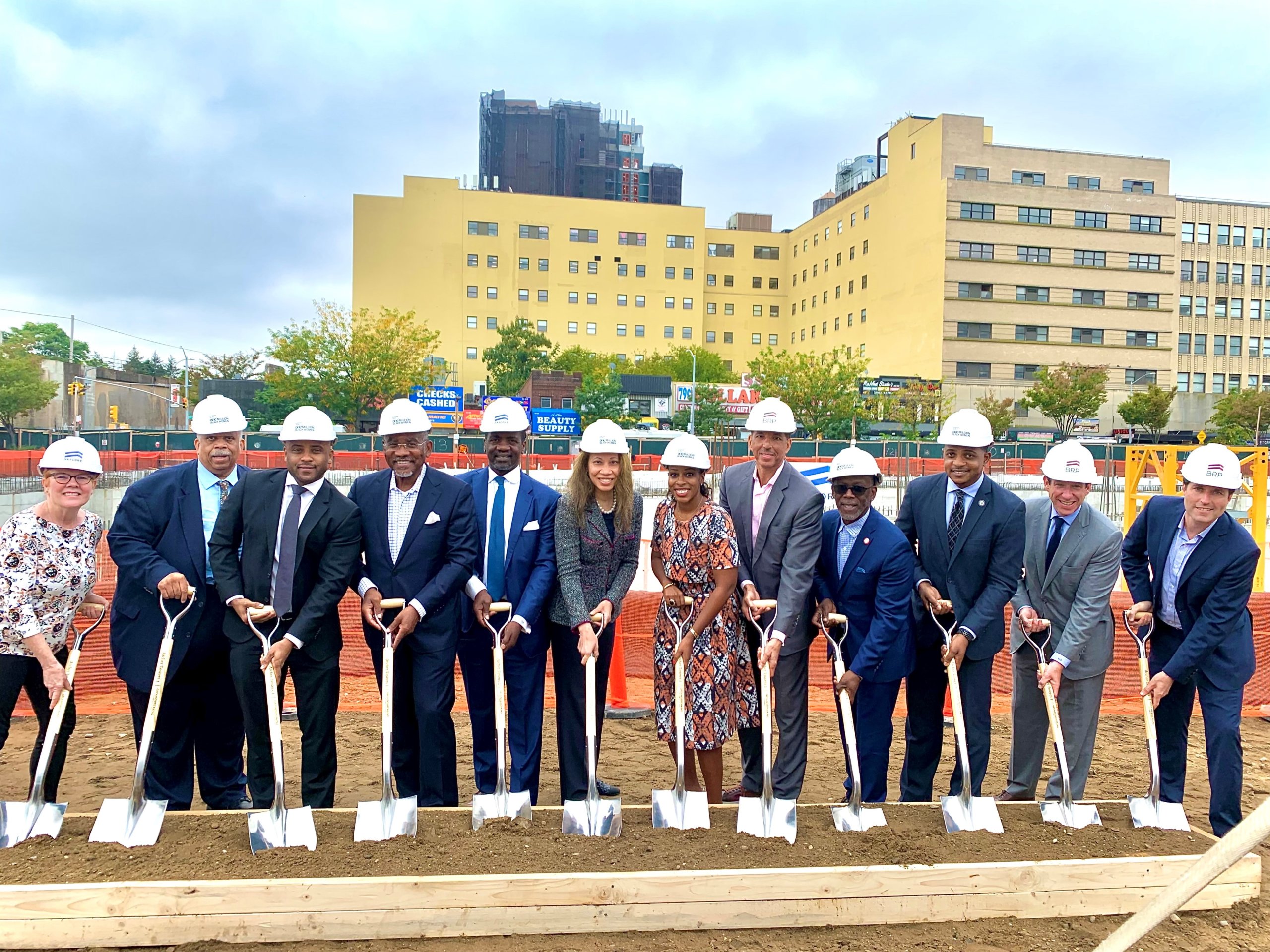 Southeast Queens officials break ground on new mixed use