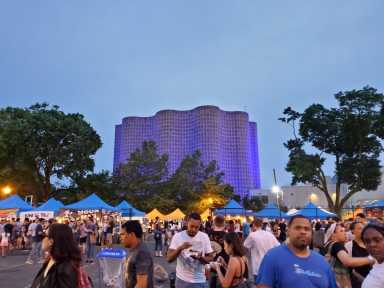 queensnightmarket