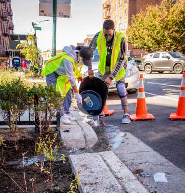 RAIN GARDEN CLEAN UP ACTION W D.E.P_36