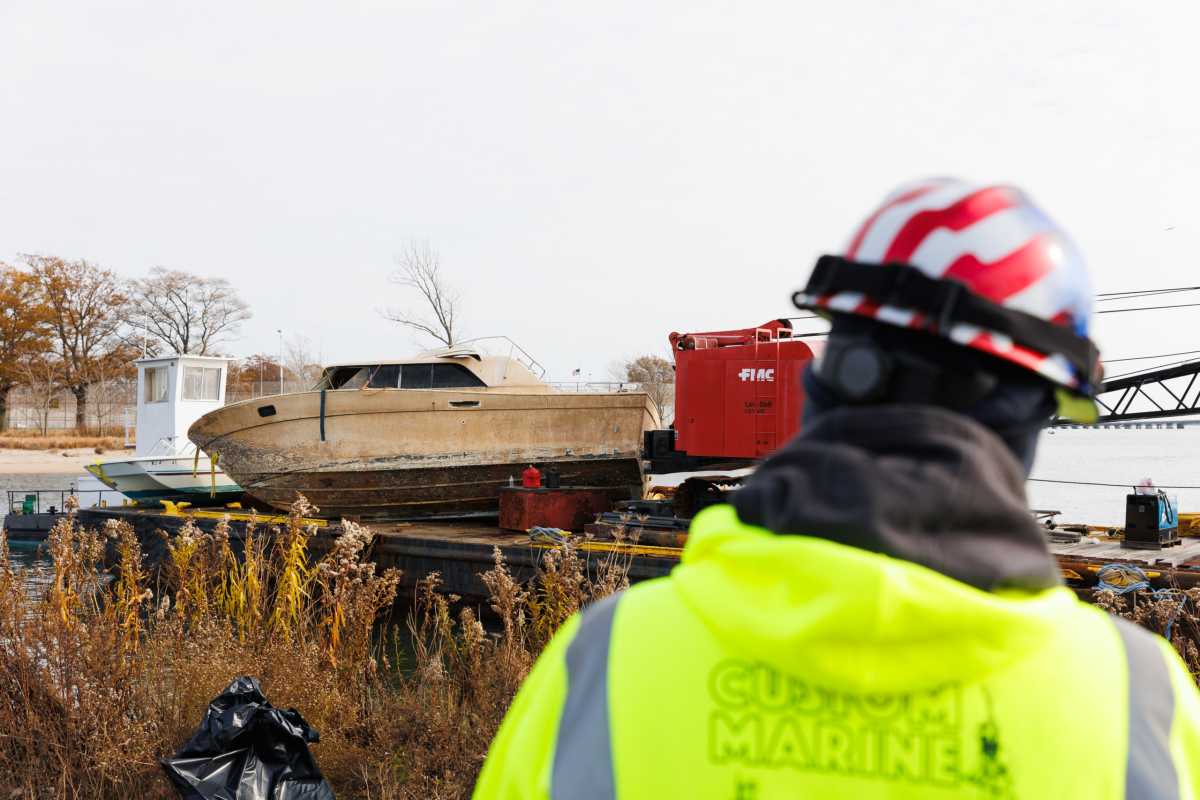 12102021_PF_Jamaica_Bay_Derelict_Boats_06
