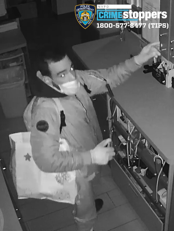 131-22 Burglary 104 Pct 1-13-22 photo 2 of male ind.