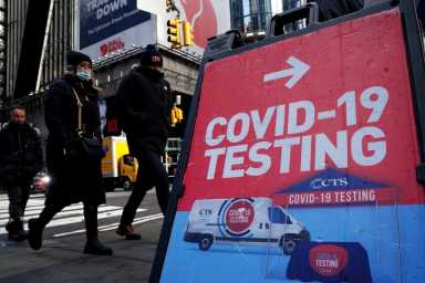 2022-01-20T195819Z_2071512142_RC273S9FFT86_RTRMADP_3_HEALTH-CORONAVIRUS-NEW-YORK-1200×800-1