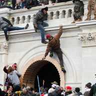 The U.S. Capitol building under siege. (REUTERS/Stephanie Keith TPX IMAGES OF THE DAY)