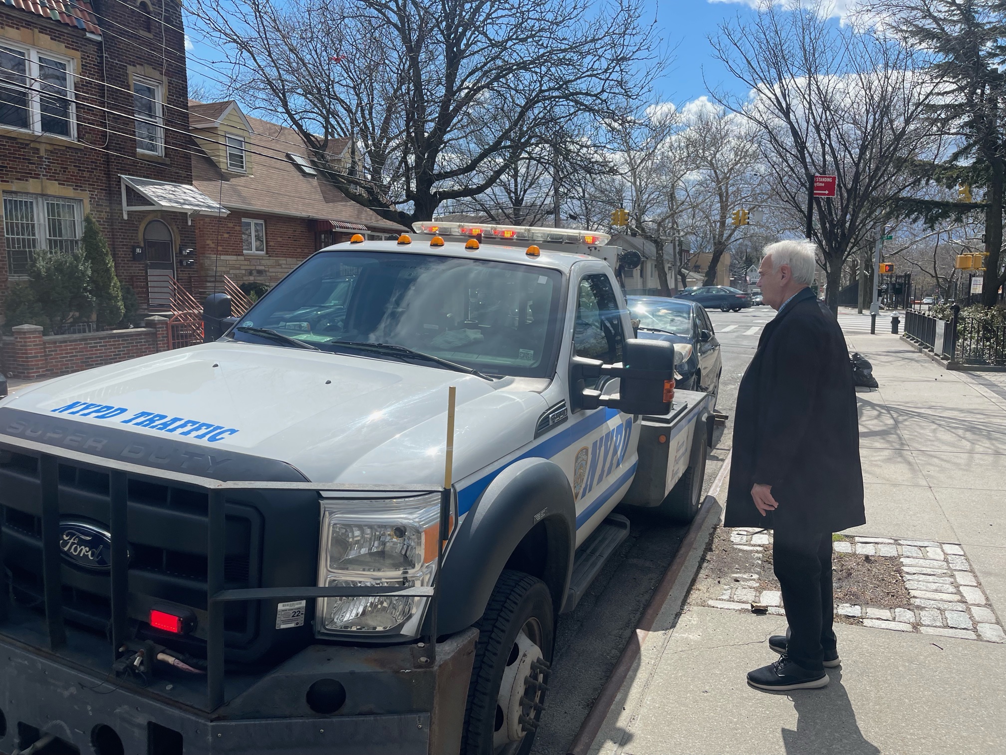 Permanent tow truck stationed within Queens’ Community Board 5 to curb