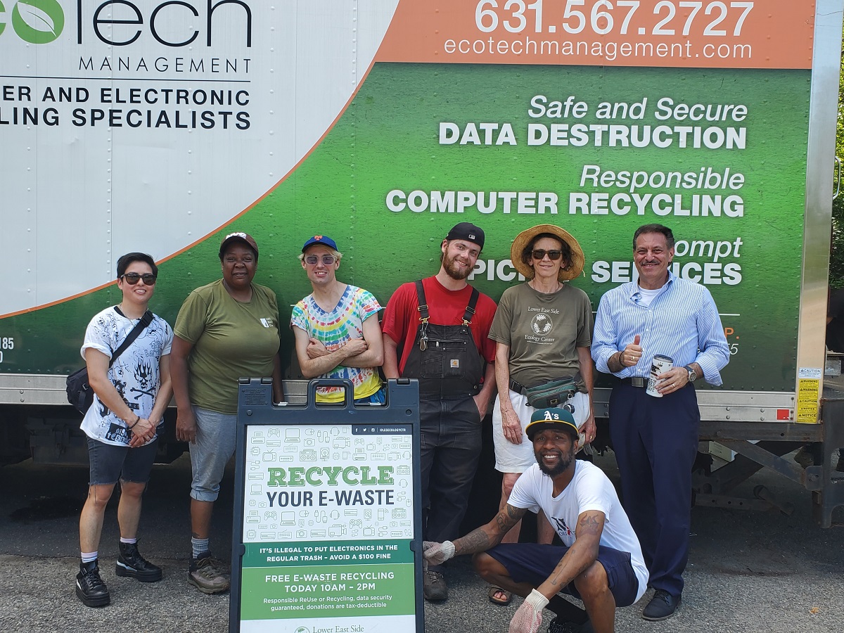 Forest Park e-waste event