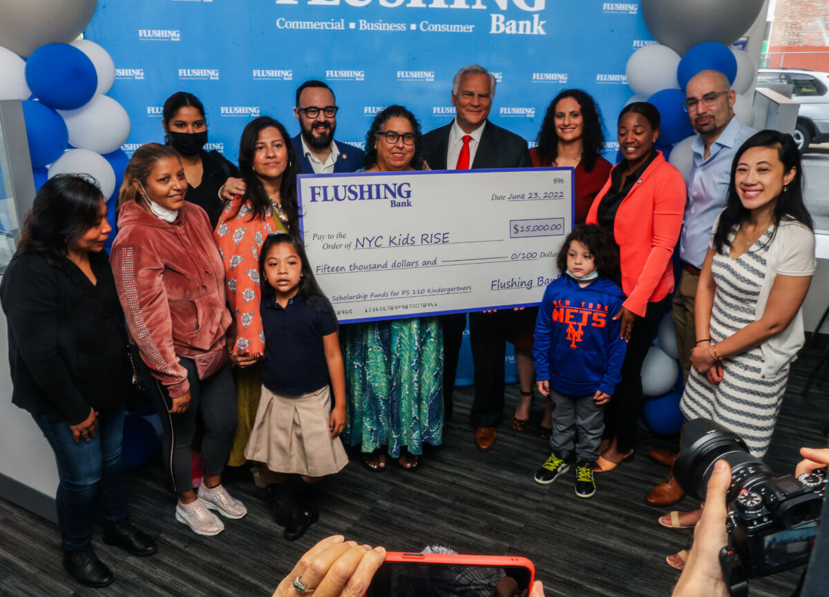 Flushing Bank opens new location in Elmhurst