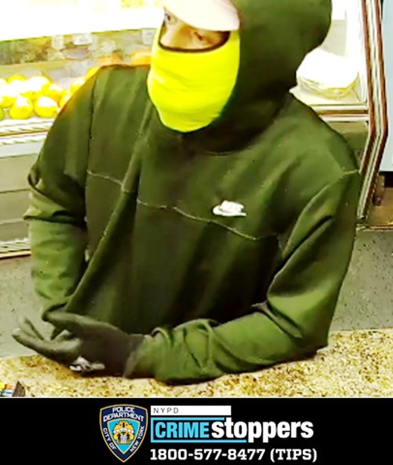 Queens robbery pattern at gas stations and convenience stores