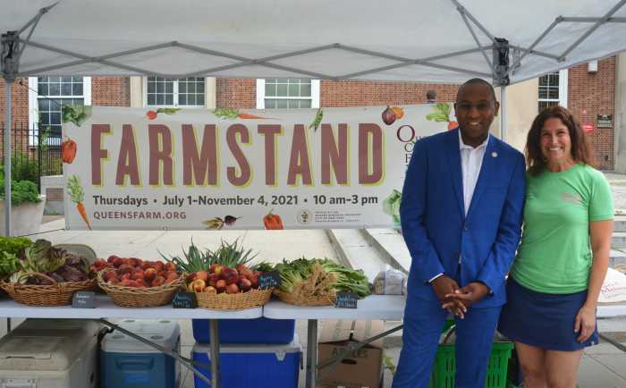 Queen Farm farm stand returns for 2022 season