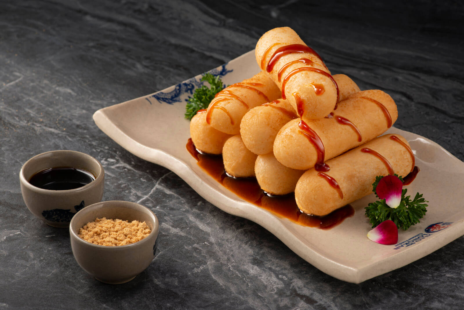 Famous Chinese hot pot chain opens first U.S. restaurant at Tangram in