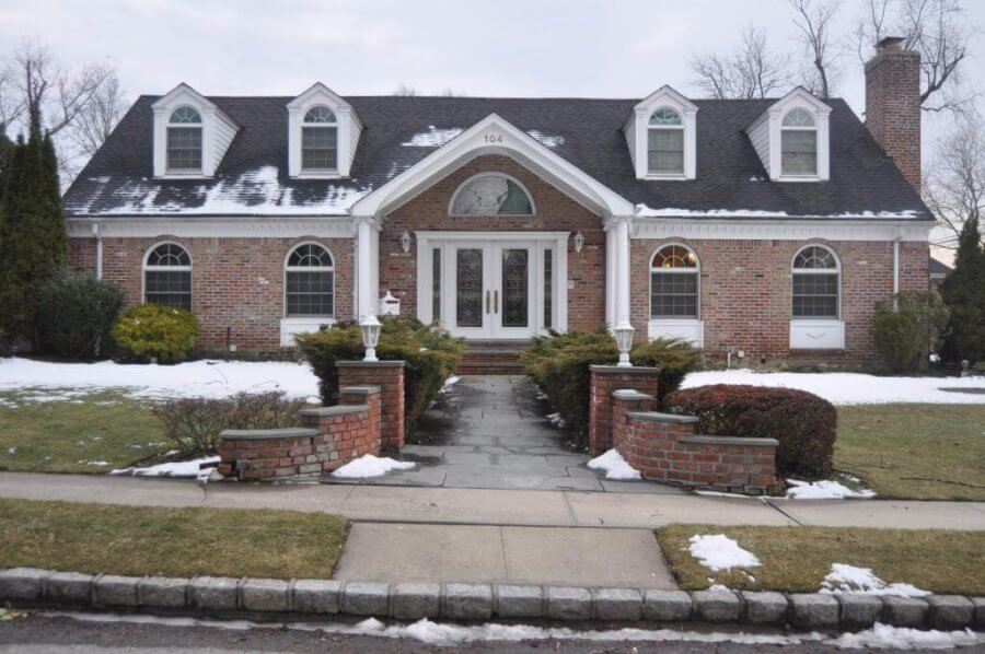 Report names 10 Queens neighborhoods in list of 50 most expensive in