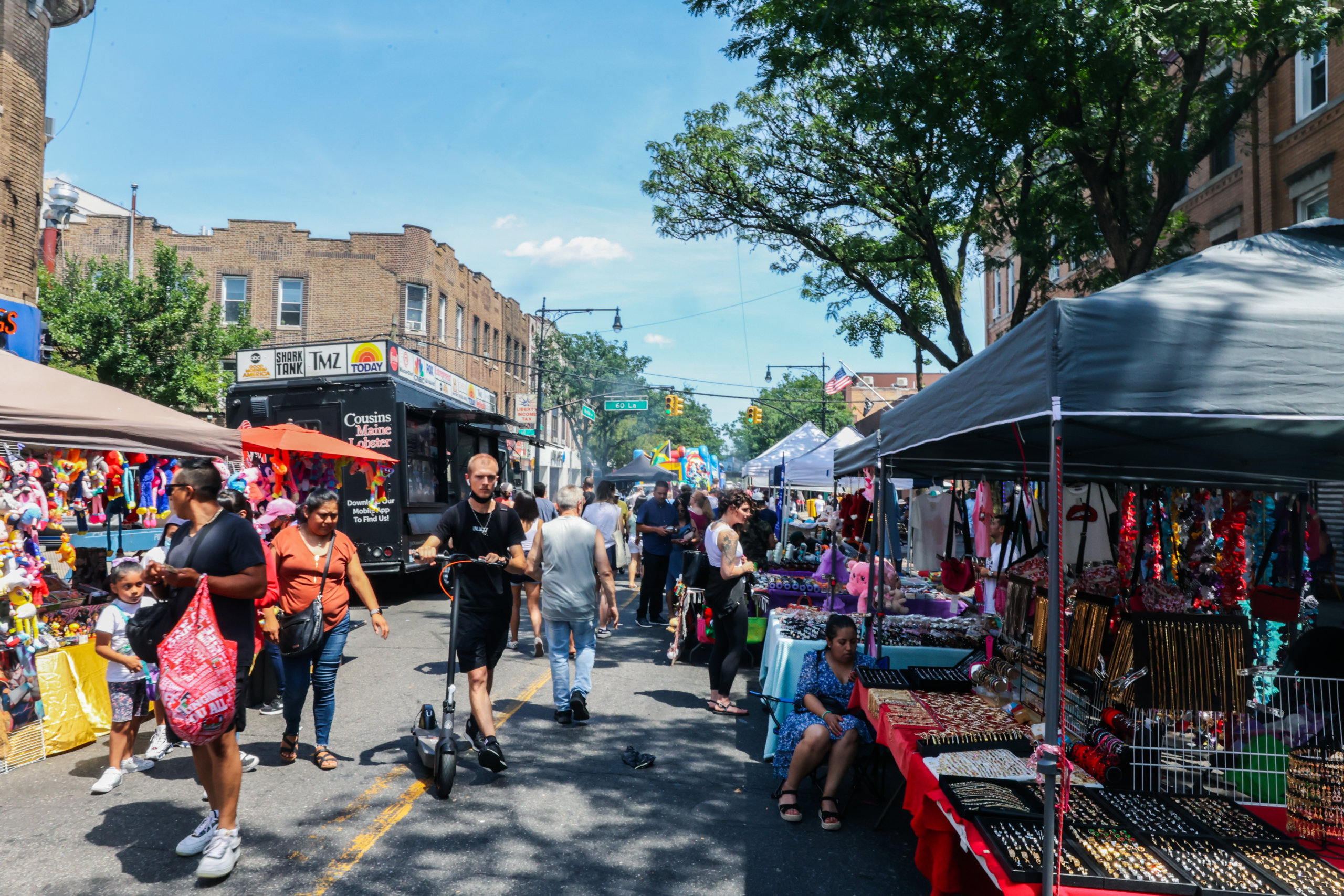 Myrtle Avenue Summer Street Fair