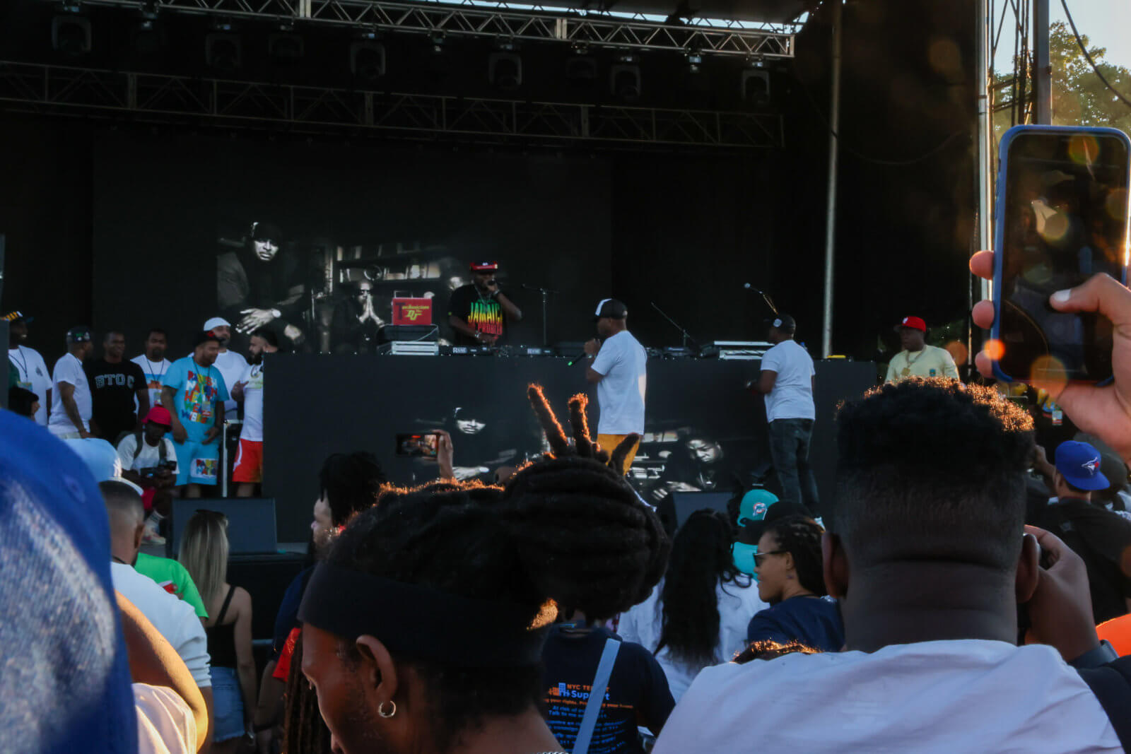 Hip-hop artists star at Rise Up concert in Jamaica – QNS.com