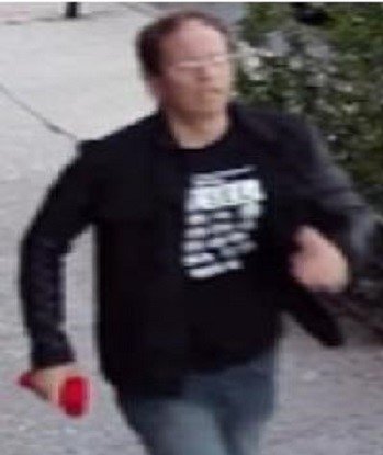 2739-22 Robbery 114 Pct 9-24-22 photo of male ind.