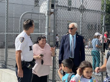 Councilman calls for increased security after homeless man menaces kids near Middle Village school – QNS.com - QNS