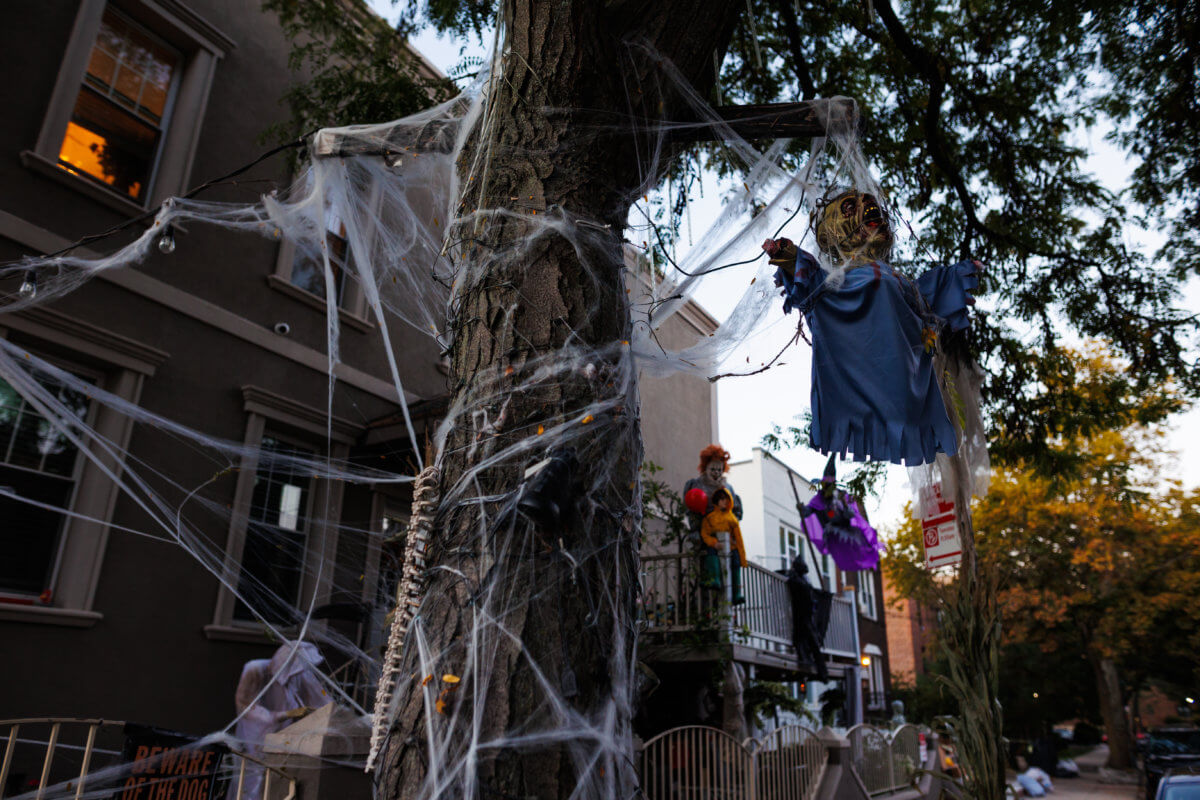 PHOTOS Check out these spooktacular houses in Astoria