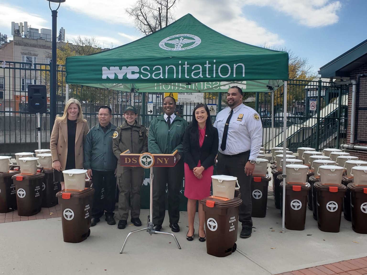 Queens councilwoman announces partnership with DSNY to combat littering