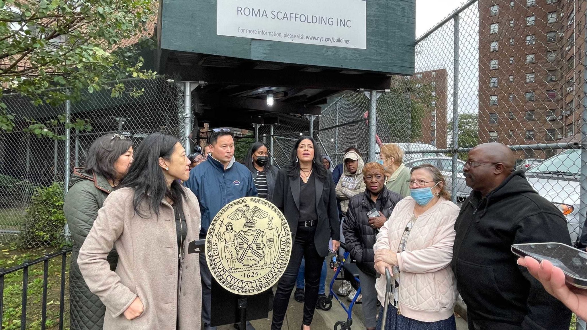 ‘Give us gas and stop playing games’ Queens lawmakers join Flushing