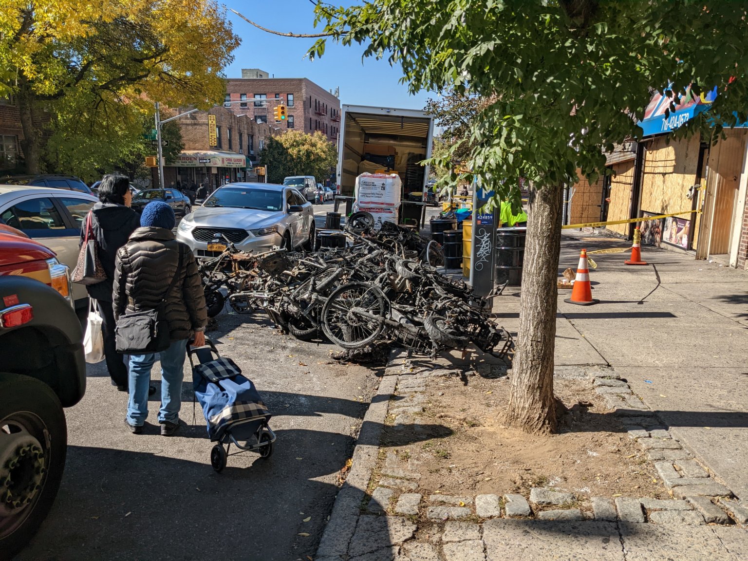 FDNY investigating cause of fire that destroyed Sunnyside bike shop
