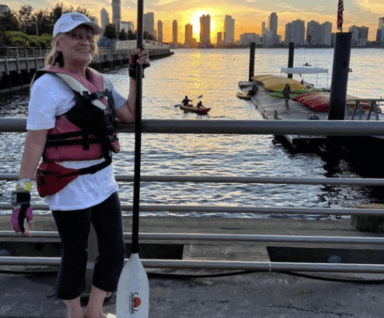 Paddle for the Cure breast cancer