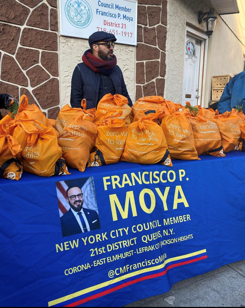 Queens councilmans Thanksgiving food distribution events helps feed more than 3,500 families  QNS.com