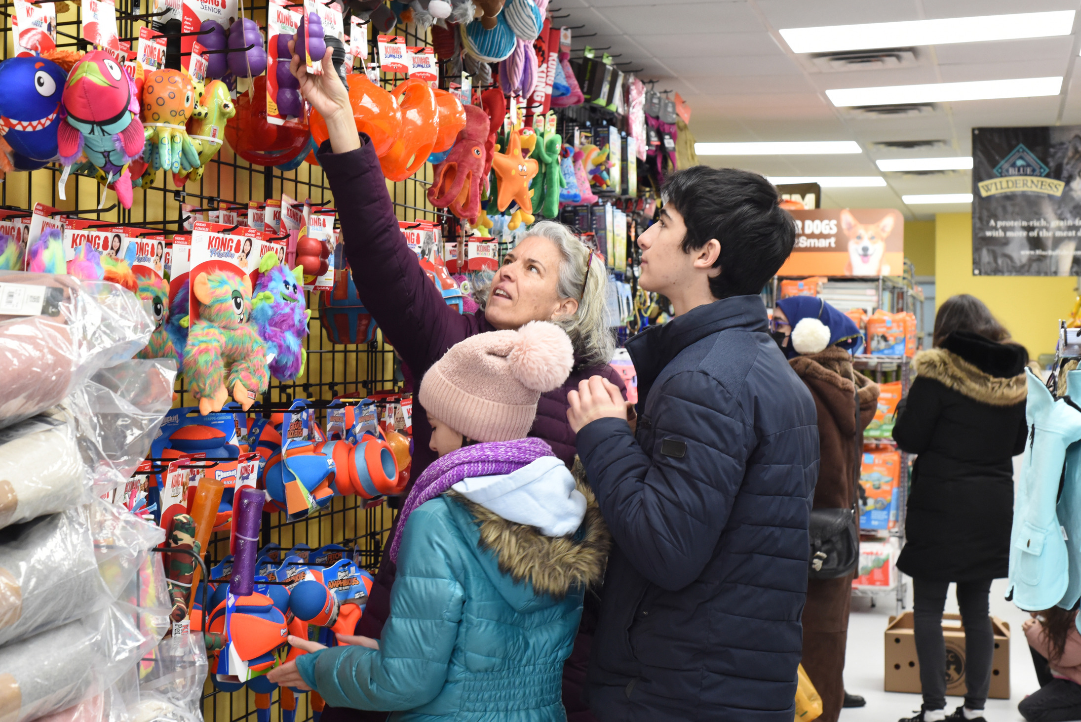 M M Pet Boutique opens new location in Ridgewood QNS