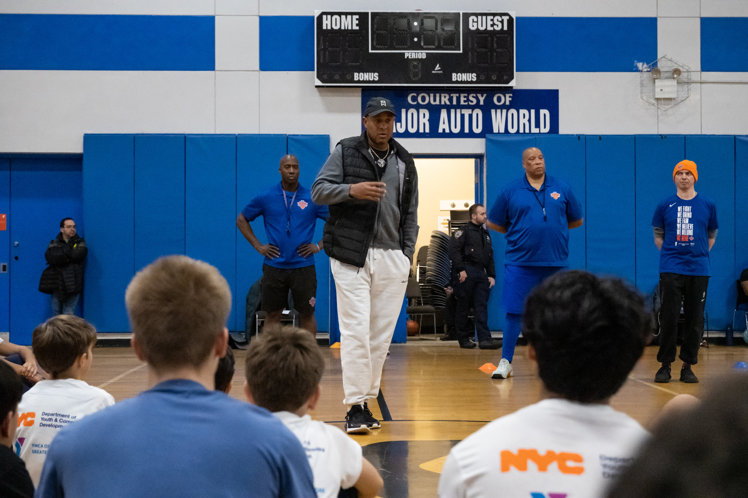 Nike Knicks On Court Practice Tee Black