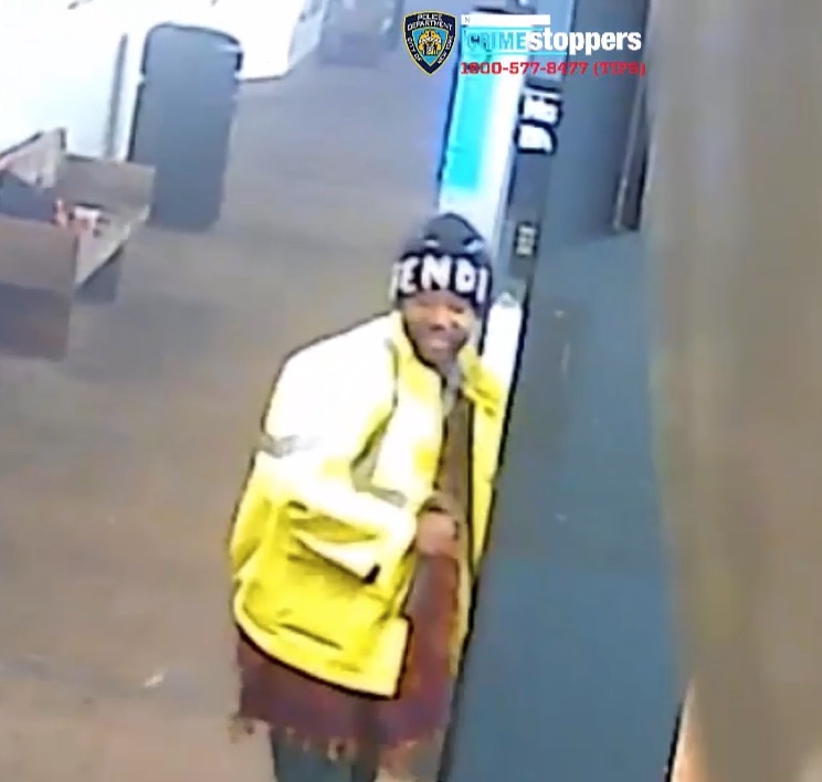 Woodside maniac attacks man with hammer