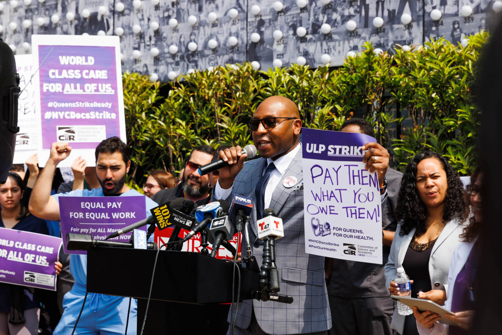 Elmhurst Hospital resident doctors begin fiveday strike over unequal