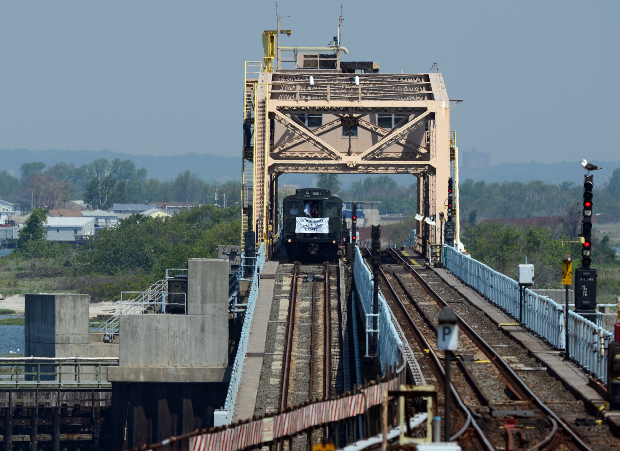 MTA presents 44 month Rockaway resiliency project to Community