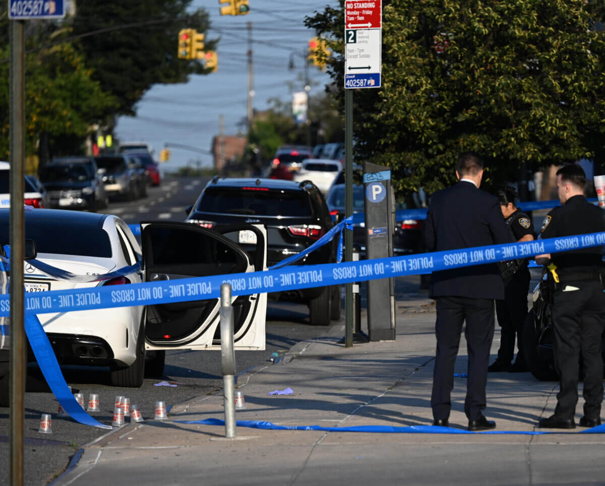 Man dies, another injured in early morning Middle Village shooting