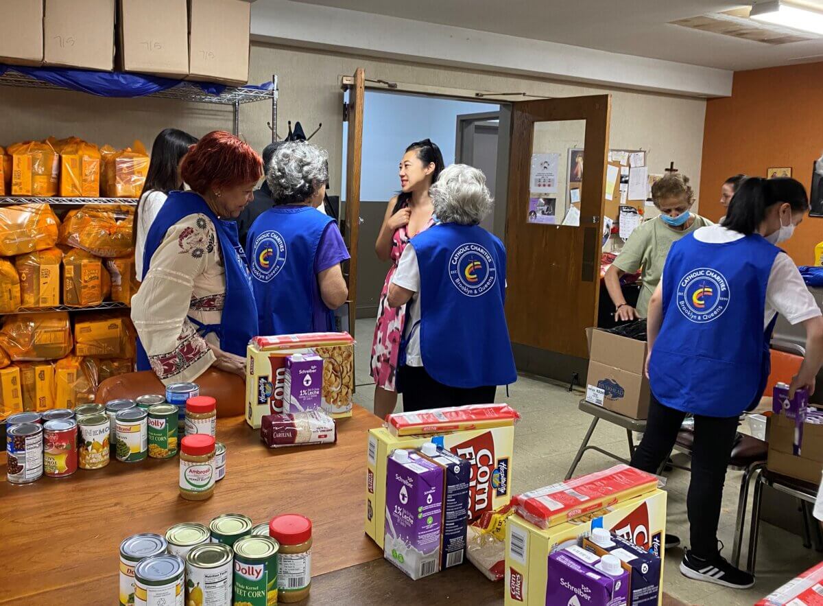 Flushing councilwoman honors longtime food pantry coordinator at St