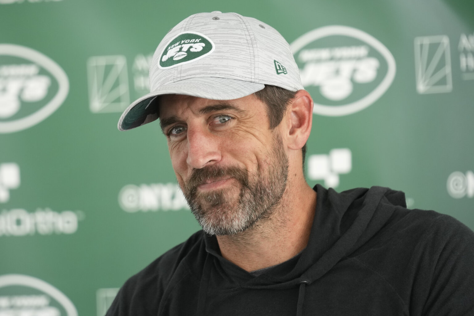 Queens Jets fans trying to remain optimistic despite Aaron Rodgers