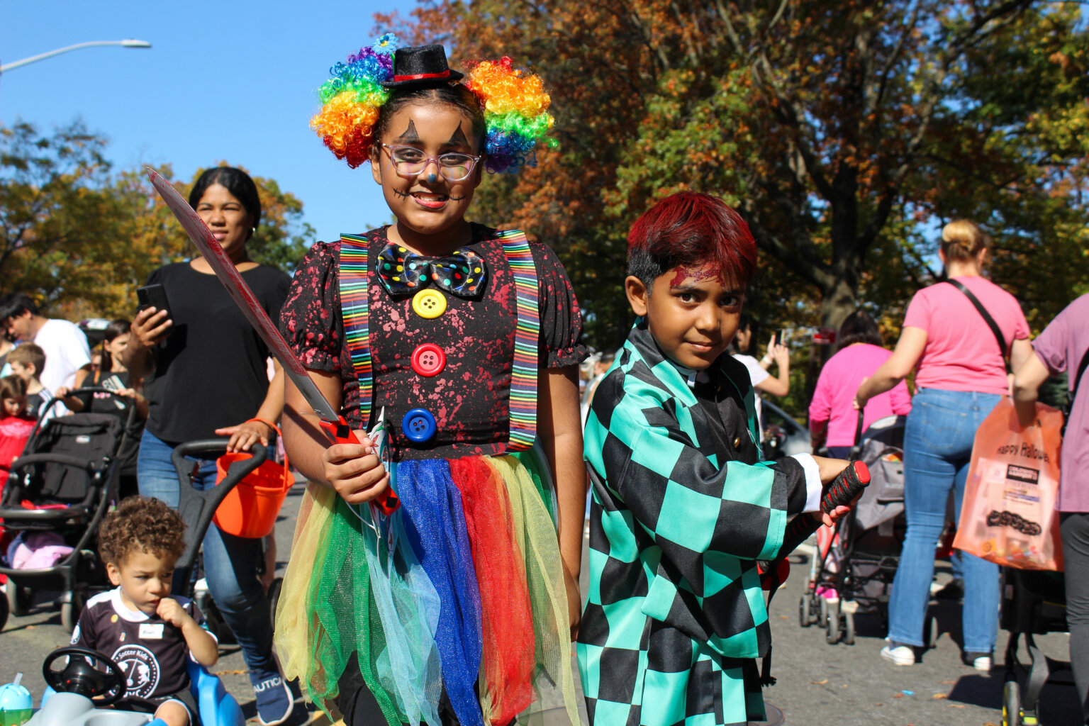 Halloween Festival, TrunkorTreat celebration brings hundreds to Middle Village QNS