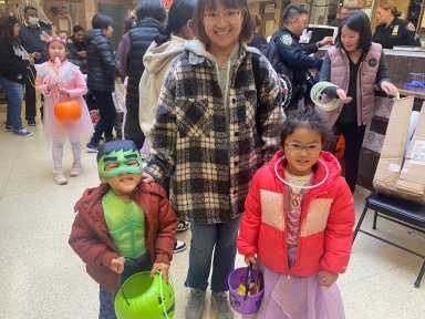 Flushing celebrates Halloween