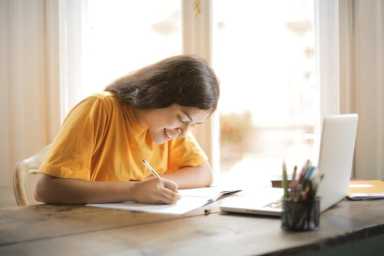 college-applications-822×548