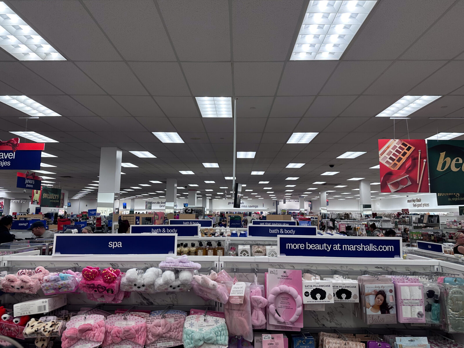 Marshalls in Ozone Park reopens to enthusiastic shoppers after six