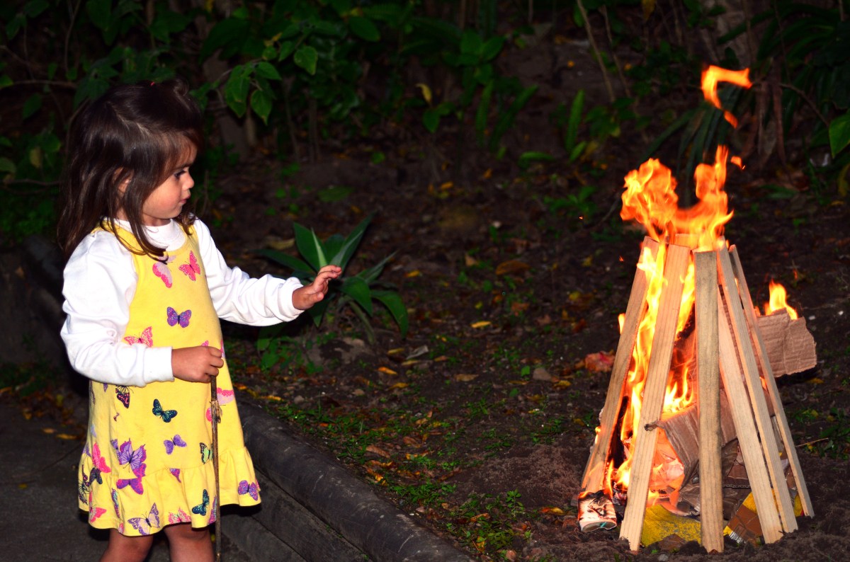 Little girl celebrate Lag Ba’Omer Jewish Holiday