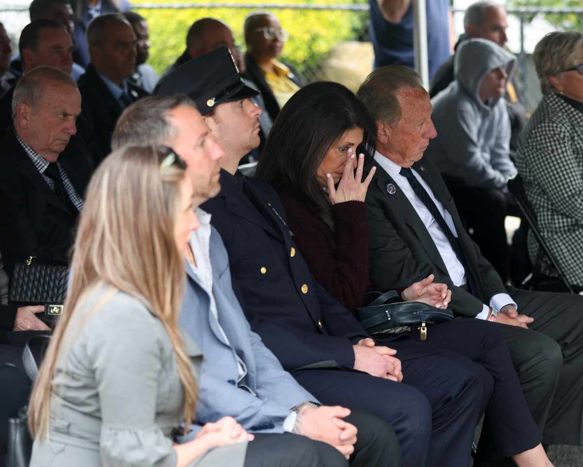 NYPD officers honor fallen colleague on 9th anniversary in