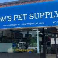 tom's pet supply