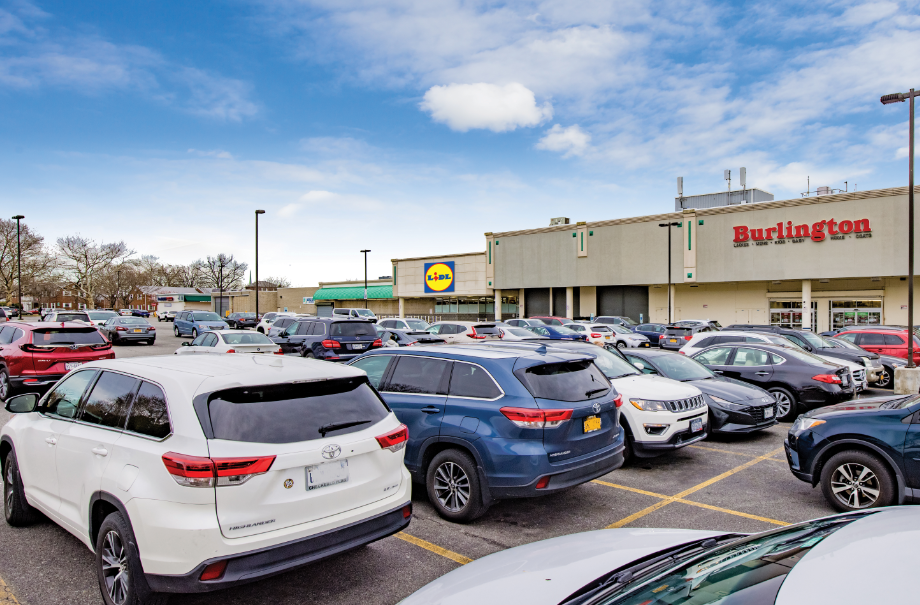 Lidl opening its newest store in Glen Oaks with specials and giveaways Wednesday – QNS