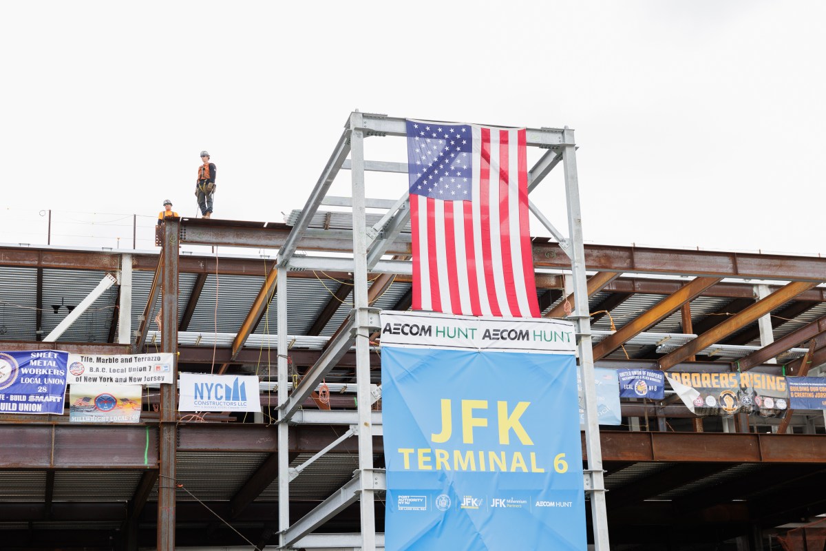 JFK Terminal 6 Topping Off Ceremony