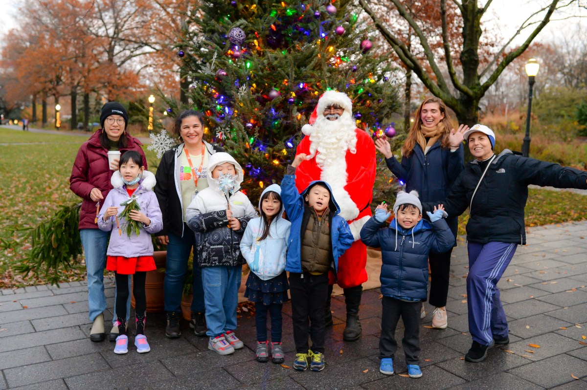 Winter Wonder returns to Queens Botanical Garden next week with music, holiday cheer, and Santa selfies