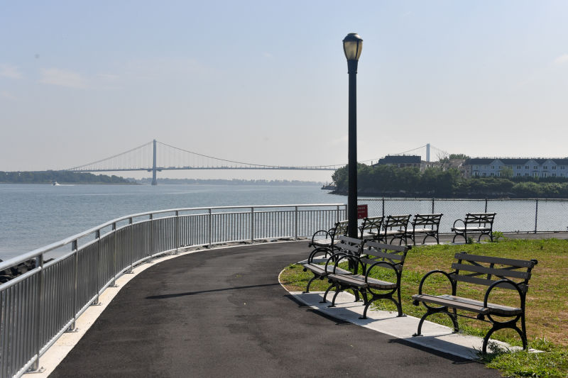 Queensboro Hill woman found floating off the shore of College Point: NYPD