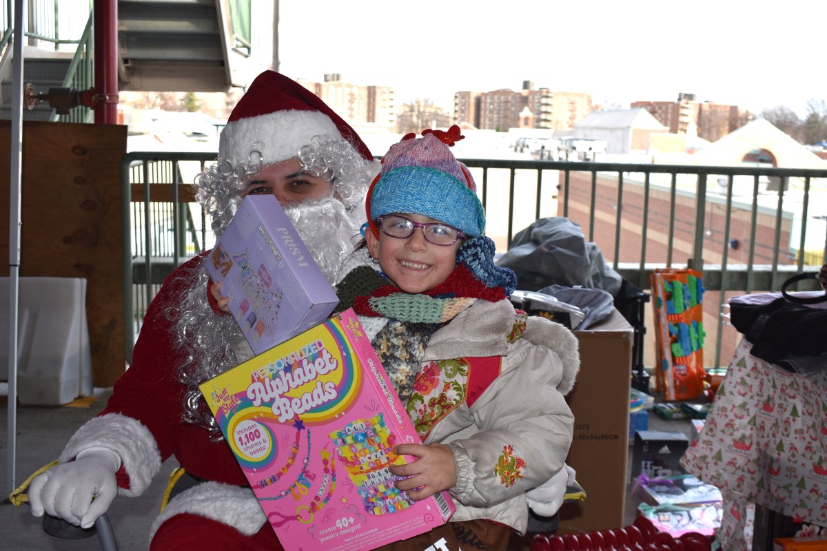 SCO Astoria Toy Run Santa & Girl